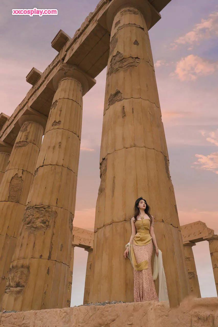 Niann Nnian: Sacred Ruins - Egyptian Goddess